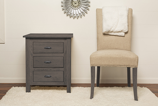 Цветное масло для дерева Varathane Fast Dry 304559 Угольный серый 0,946 л фото в интерьере